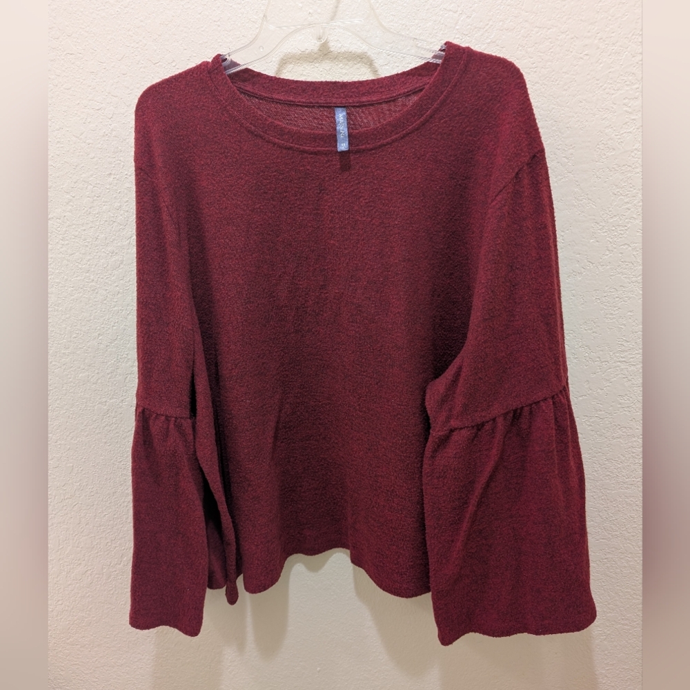 Hippie Massini Burgundy Long Sleeve Blouse With Flair Sleeves. Size 3X
